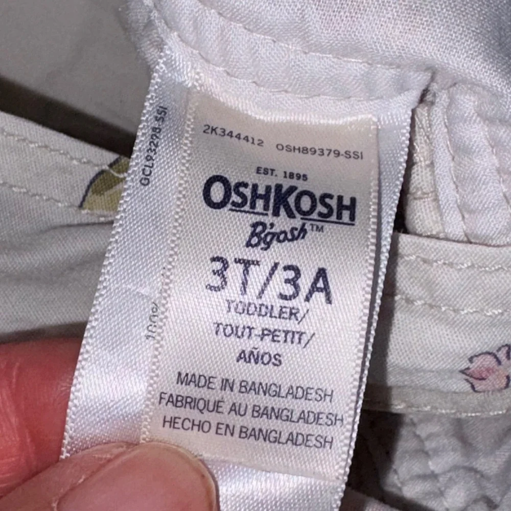 OshKosh B'gosh Floral Shortalls 3T Cream Pink Excellent Vestbak Overalls